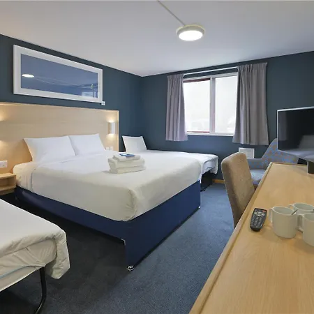 Travelodge Glasgow Paisley Road-3