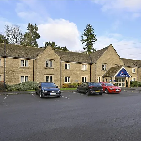 Travelodge Cirencester-2
