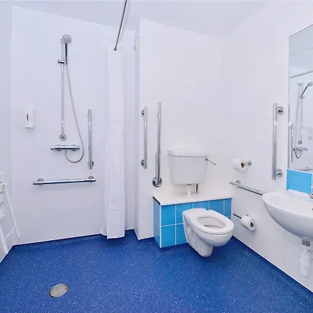 Travelodge Ludlow-3