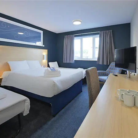 Travelodge Harlow-3