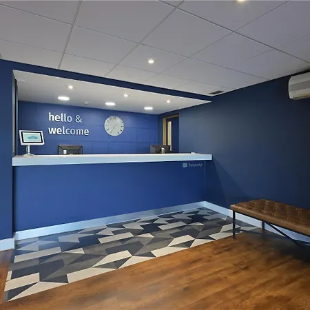 Travelodge Harlow-3