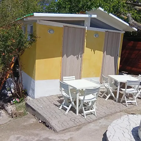 Una Terrazza Sul Mare-2