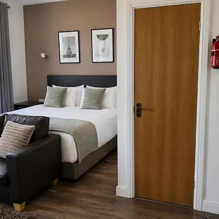 Park Hotel & Apartments-3