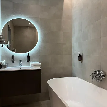 Premier Hotel Miskolc-3