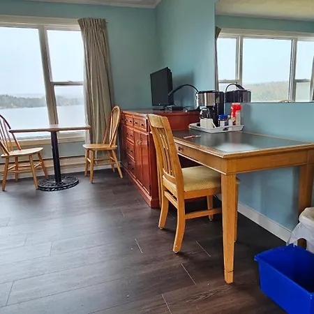 St Ann'S Motel & Cottage-2