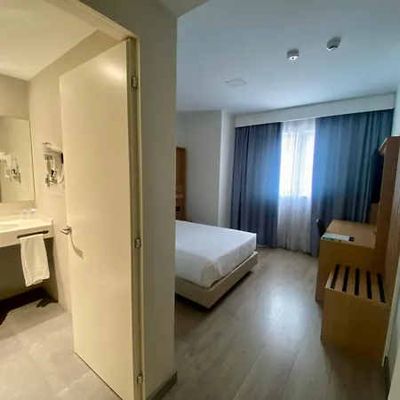 Hotel Ciudad de Ávila-3