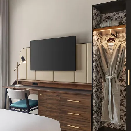 Hyatt Centric Montreal-3