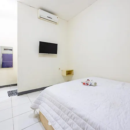 Ungu Kangen Hotel Bogor Mitra RedDoorz-2