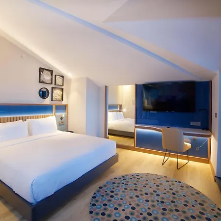 Hampton By Hilton Istanbul Old City-3