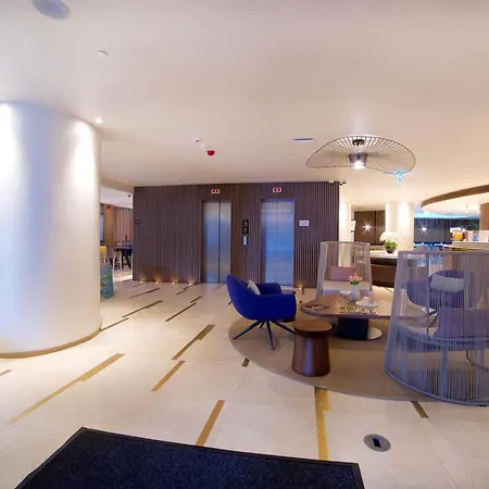 Hampton By Hilton Istanbul Old City-2