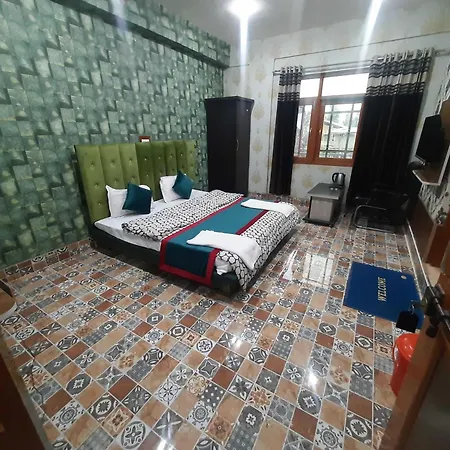 Hotel O By Oyo Graceland-3