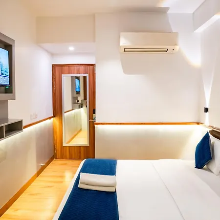 The Sarai, Hotel-3