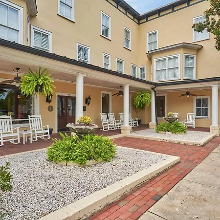 The Jefferson Inn Downtown Southern Pines-2