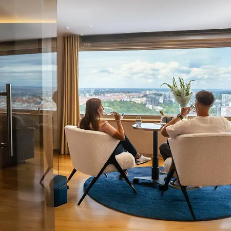Sky Suite Hotel-3