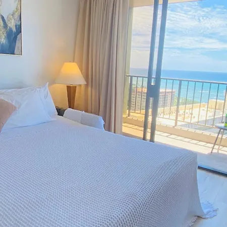 Newly Renovated Luxury, Modern Style Waikiki Sunset Hotel Ocean View Freeparking-3