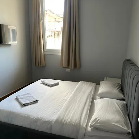 Auto Tana Guest House-3