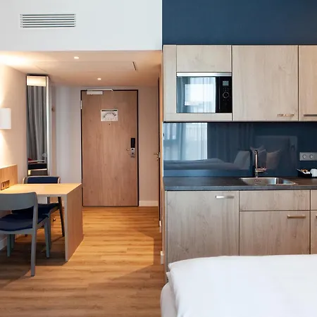 Holiday Inn Express & Suites - Basel - Allschwil By Ihg-3