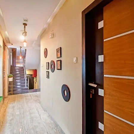 Super Collection O Avenue Regency Near Kalighat Kali Temple-2