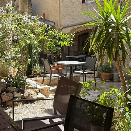 Le Clos d'Orange - Hotel&ville de Provence-3