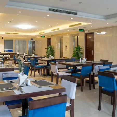 Ruby Star Da Nang - Central My Khe Beach-2