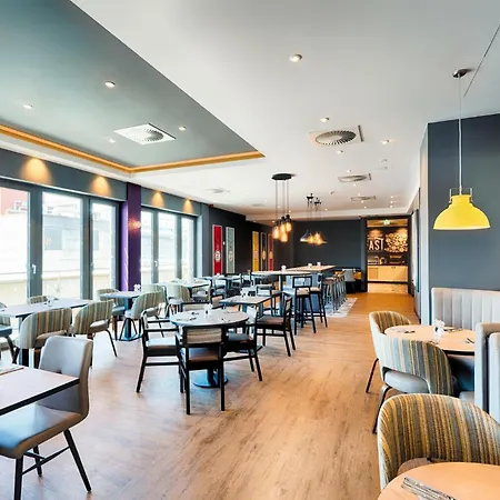 Premier Inn Dresden City Prager Straße-3
