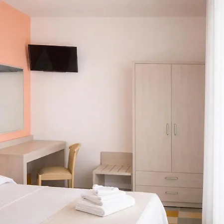 Hotel Villa Trieste-3