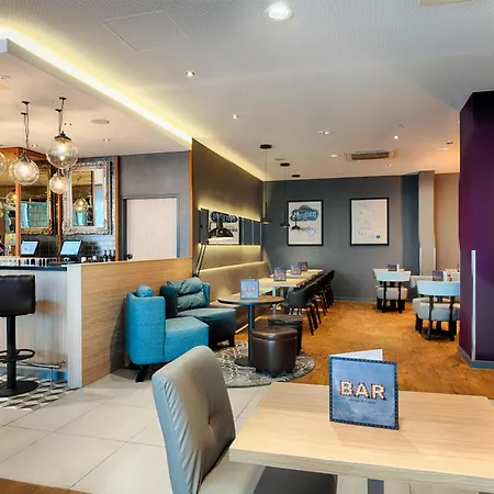 Premier Inn Leipzig City Hahnekamm-3
