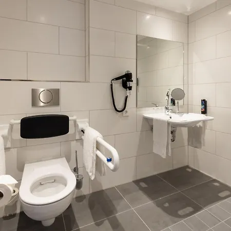 Holiday Inn-The Niu, Wave Karlsruhe Oststadt By Ihg-2