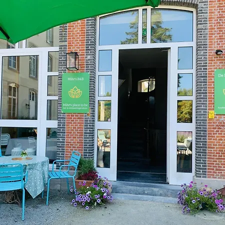 De Lotuspoort met Mihr's B&B in de Abdij van Bornem-2