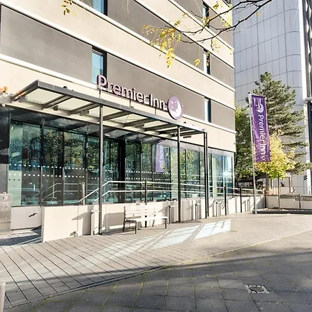 Premier Inn Frankfurt Westend-3
