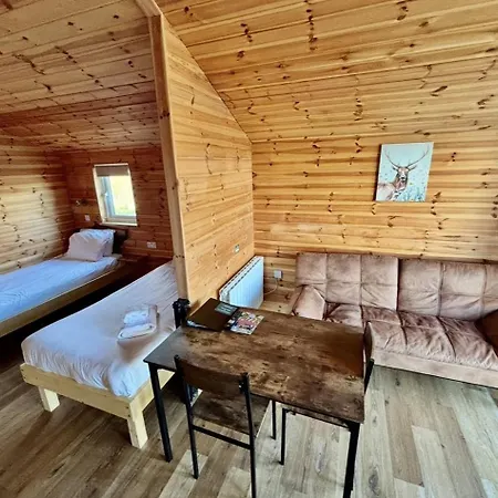 Lakeside Fishing Retreats-3