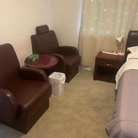 Yny Guest House-2