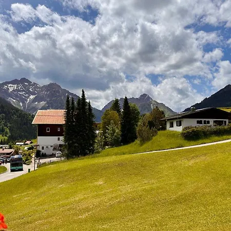 Alpen Lodge Riezlern-3