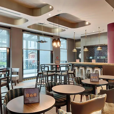 Premier Inn Berlin Alexanderplatz-3
