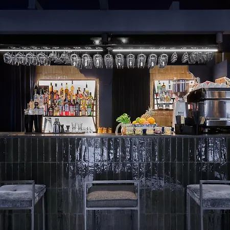 Palazzo Bellezia Luxury Suites & Spa-3