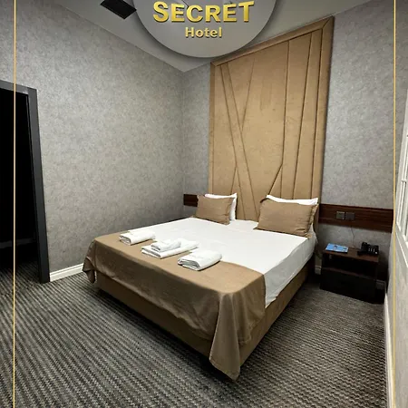 Secret Hotel-3