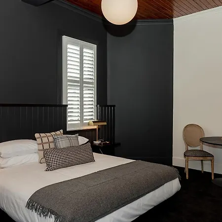 The Victoria Hotel Rutherglen-3