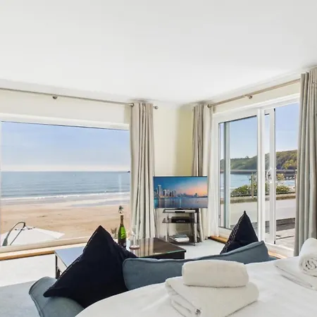 Rainbow Leap - 5 Bed Holiday Home - Saundersfoot-3