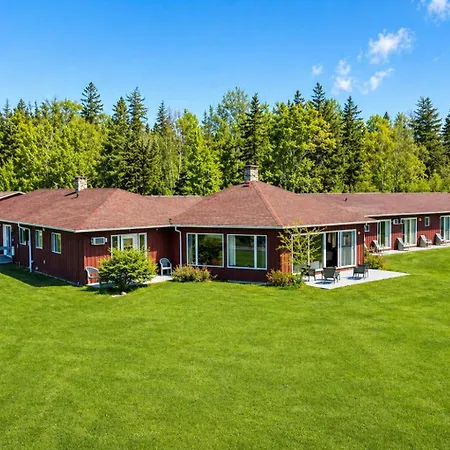 Baddeck Inn-3