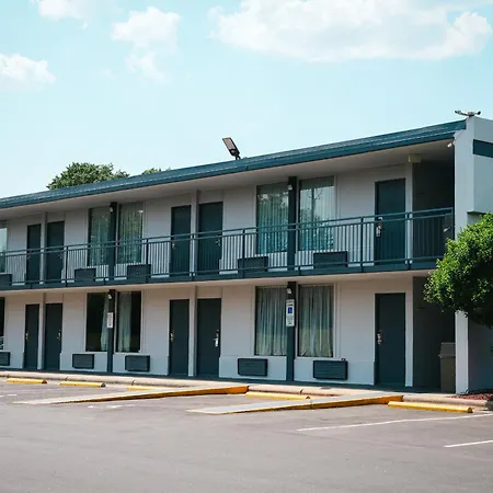 Relax Inn - Monroe-3