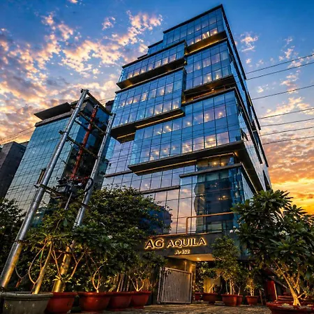 Aquila Grand Suites - Noida Sector 136-3