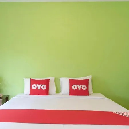 Oyo 1046 Noppharat Resort-3
