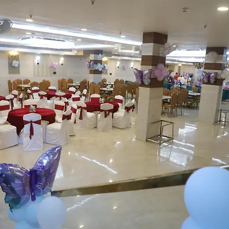 The Grand Oasis Hotel & Resort I Near India Expo Mart-2