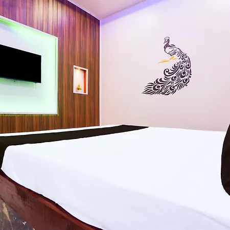 Hotel O Royal King-2