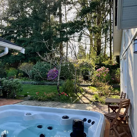 Five Gables B&B-3