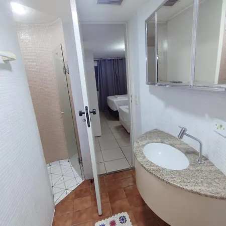 Apart Nobre Próx Feirinha Liberdade, Hakka Eventos, Hospitais e Metrô com Estacionamento-3