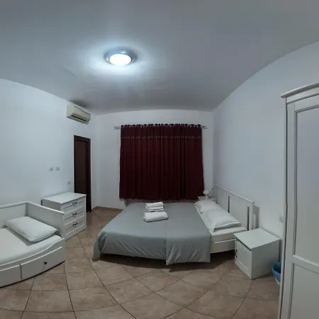 Cinecitta Rooms-3