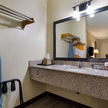 Quality Inn Brownsville-2
