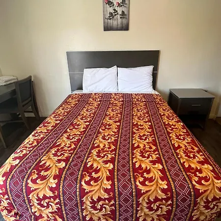 World Motel-3
