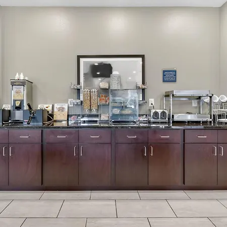 Cobblestone Hotel & Suites - Eaton-2
